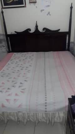 Best quality Wooden bed for sale.