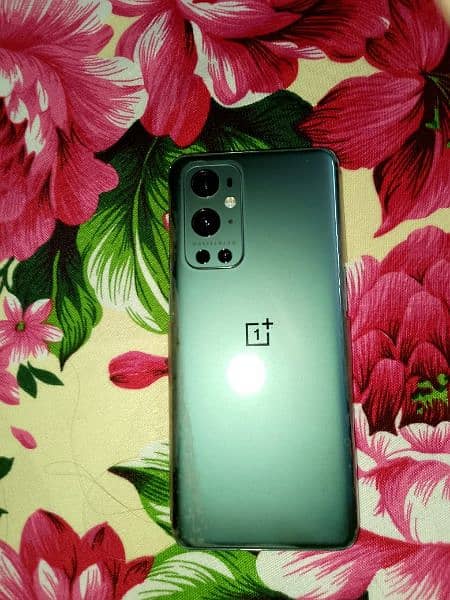 OnePlus 9 pro 5g  12+12Extandable GB ram 256gb memory 1