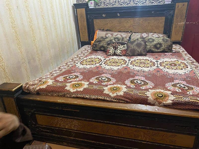 Bed in perfect condition 2