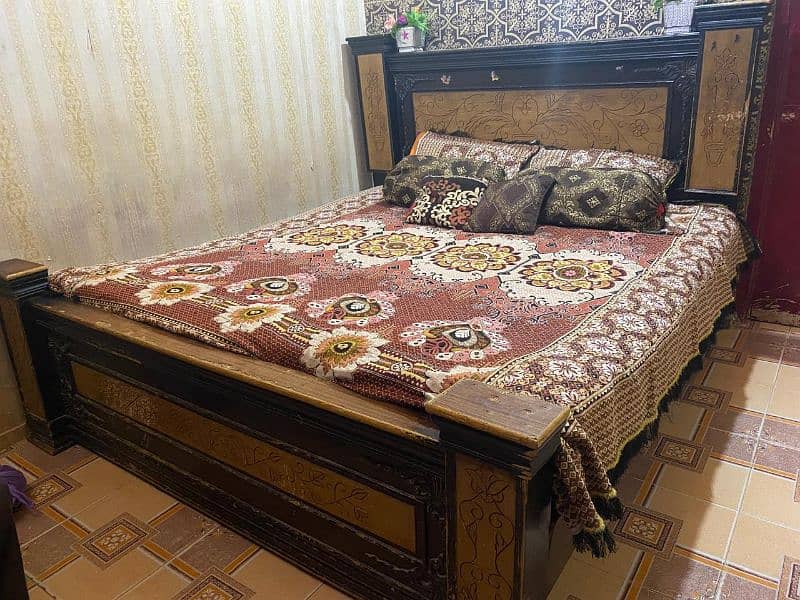 Bed in perfect condition 3