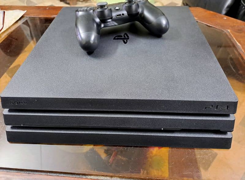 Sony Playstation 4 Pro 1TB 4