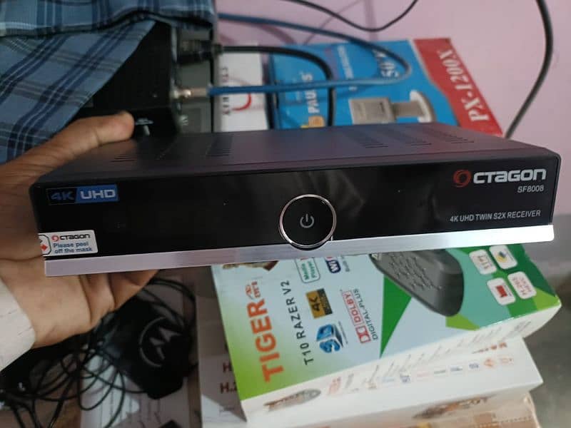 Octagon sf8008 Twin 4k Linux receiver 3