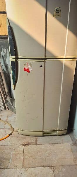 used fridge hai condition good full size 4