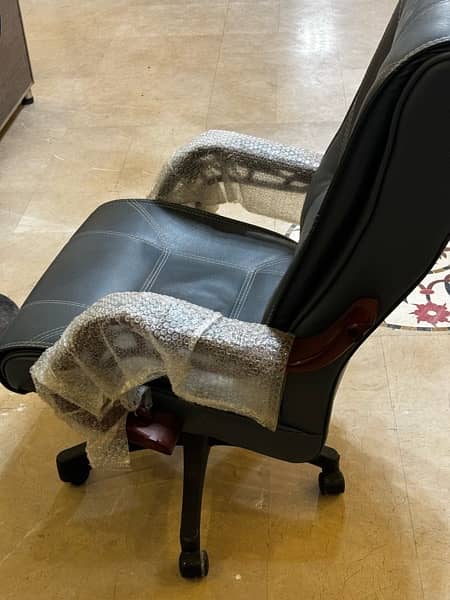 office chair 4