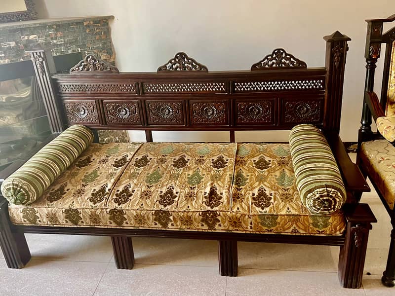 [URGENT] 7 Seater - Engraved Wooden Sofa Set 1