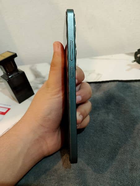 Oppo Reno 11f 5G 8/256 3