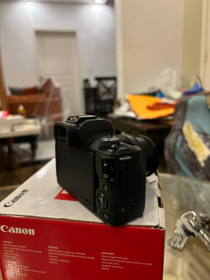 Canon M50 3