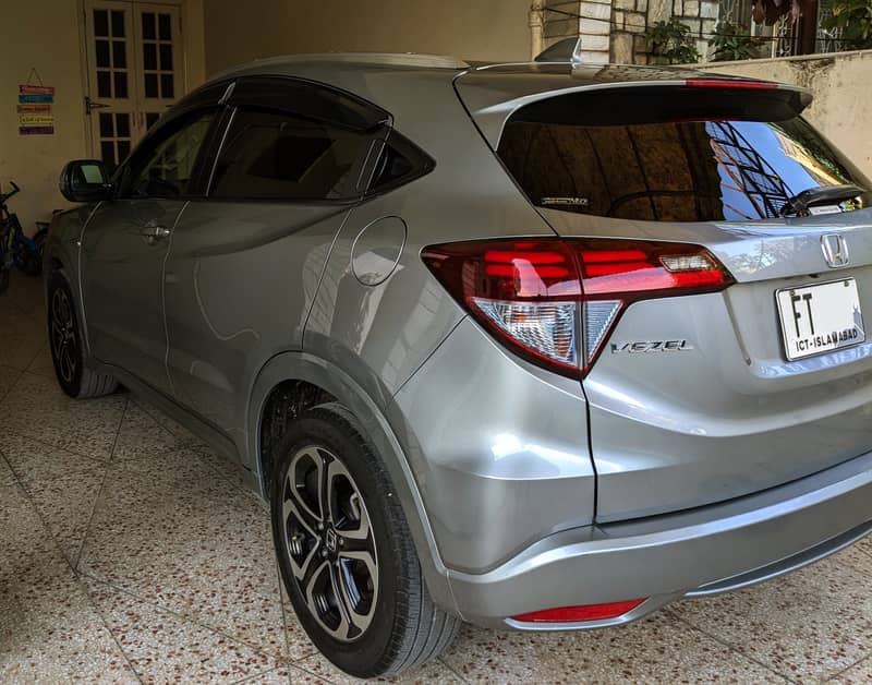 Honda Vezel 2014 Auction Grade 6 5