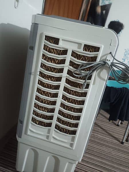 Room Cooler for Sale fix price 17,000 only serious customer contact 1