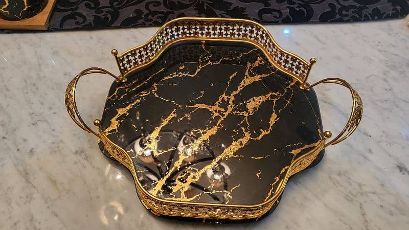 Black and Gold Resin Tray 0