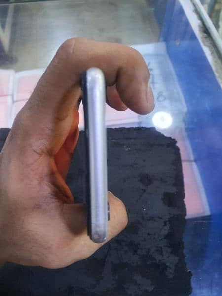 iphone 6s pta official approved all ok just panel dout no any problem 7