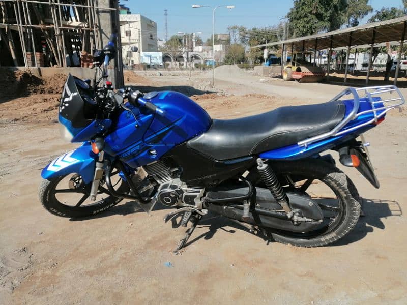 yamaha ybr 125 2017 sport look good condition bike Blue 3