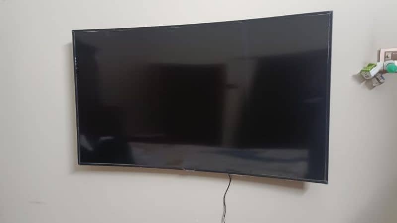 Smart Led Tv Ok But Panel Is Damage 0