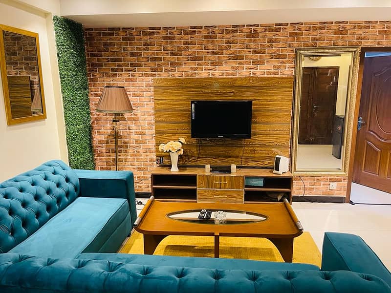 Daily Basis Short Time 1 Bedroom apartment Bahria Town Lahore 0