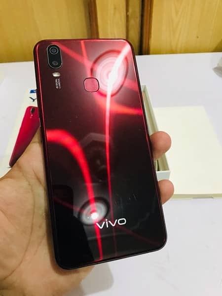 Vivo Y11 Lush Condition urgent Sale* 0