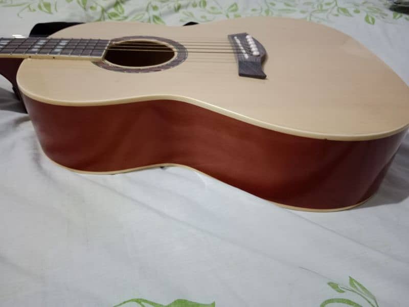 kapok Travelling body professional guitar 9