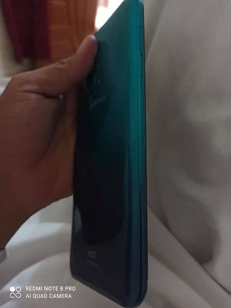 Infinix hot 9 play 4+64. . . . . Urgent sale 2