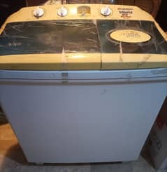 Dawlance Semi Automatic Twin Tub Washing Machine Excellent Condition