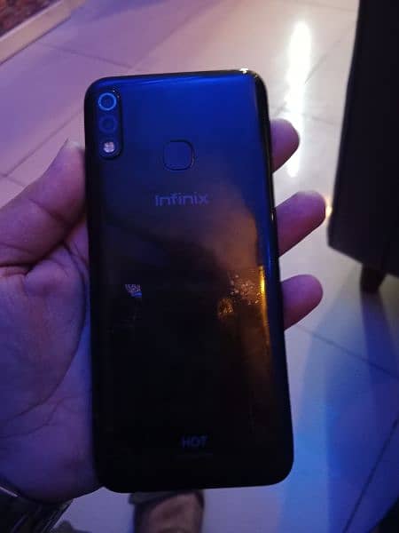 infinix Hot 8 lit 1