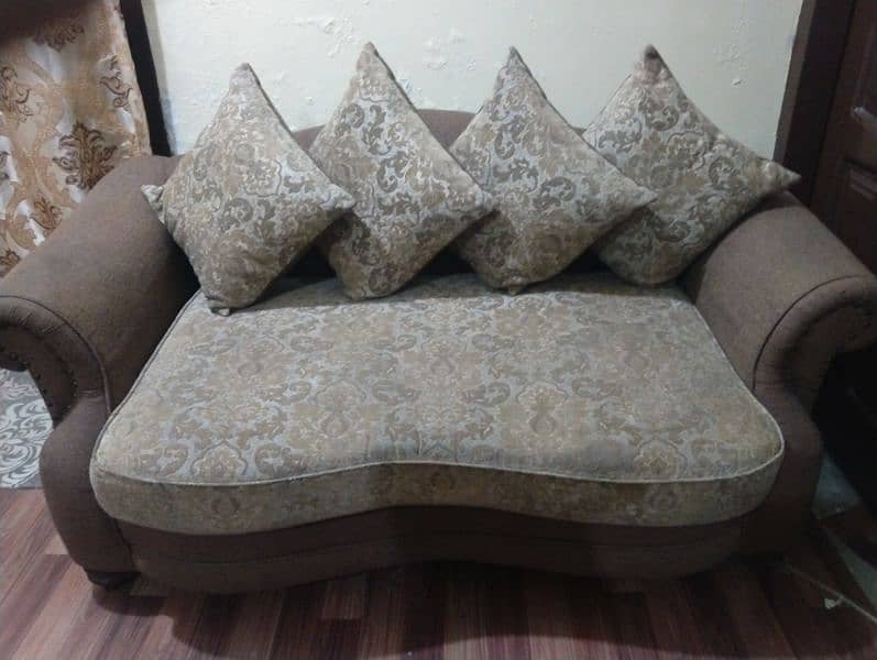 4 seater sofa 2