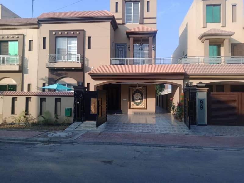 10 Marla Luxry Furnished House For Rent In Bahria Town Lahore 0