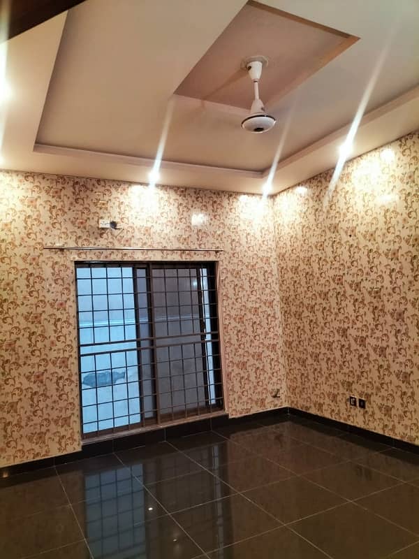 10 Marla New Upper Portion For Rent In Bahria Town Lahore 5