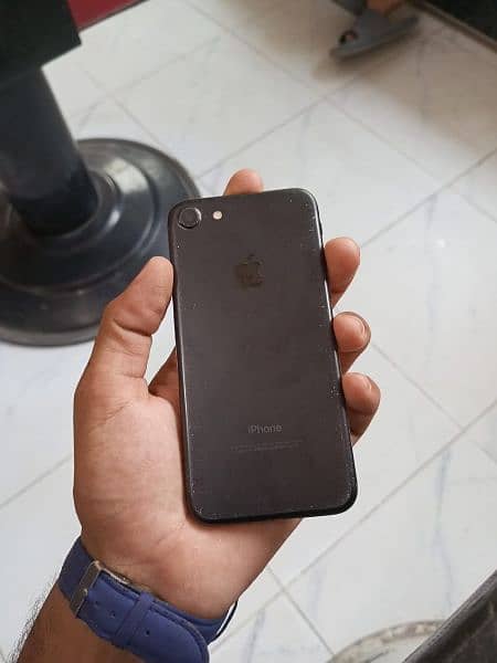 I phone 7 128 gb Camara out class 3