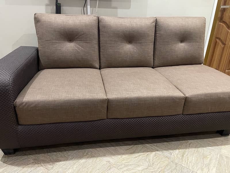 L shaped Sofa (Almost New Condition) 2