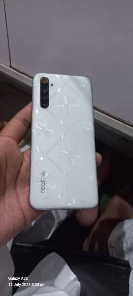 Realme 6 8/128 0