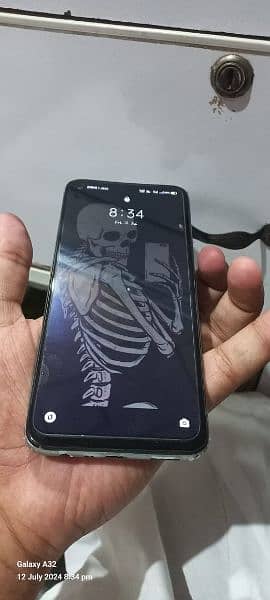 Realme 6 8/128 6