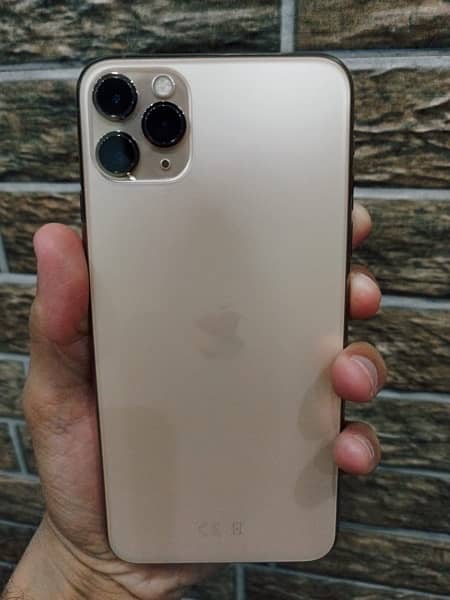 iPhone 11 Pro Max 256 GB PTA Approved 1