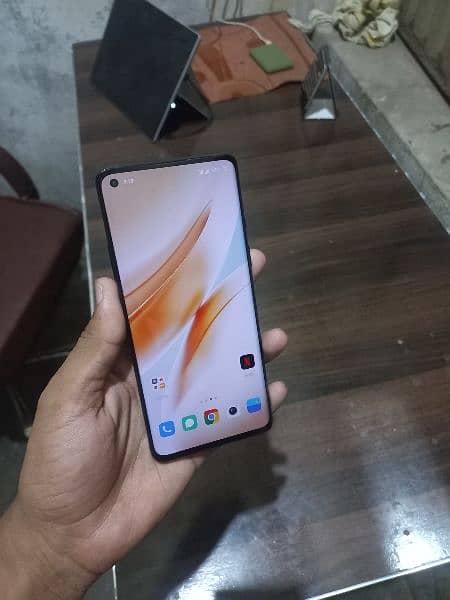 oneplus 8. . . . . 8. . . gb. . . . 128. . . . gb 1