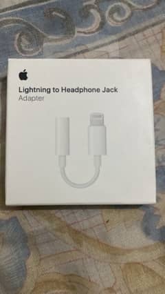 Lightning to 3.5 mm Headphone Jack Adapter