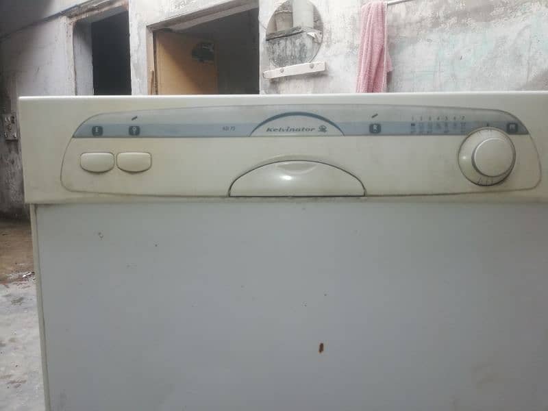 kelvinator KD 75 Dishwasher for use 8/10 condition 1