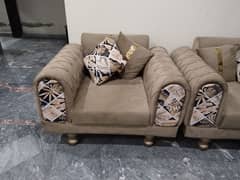 7 SEATER SOFA SET + TABLE FOR SALE