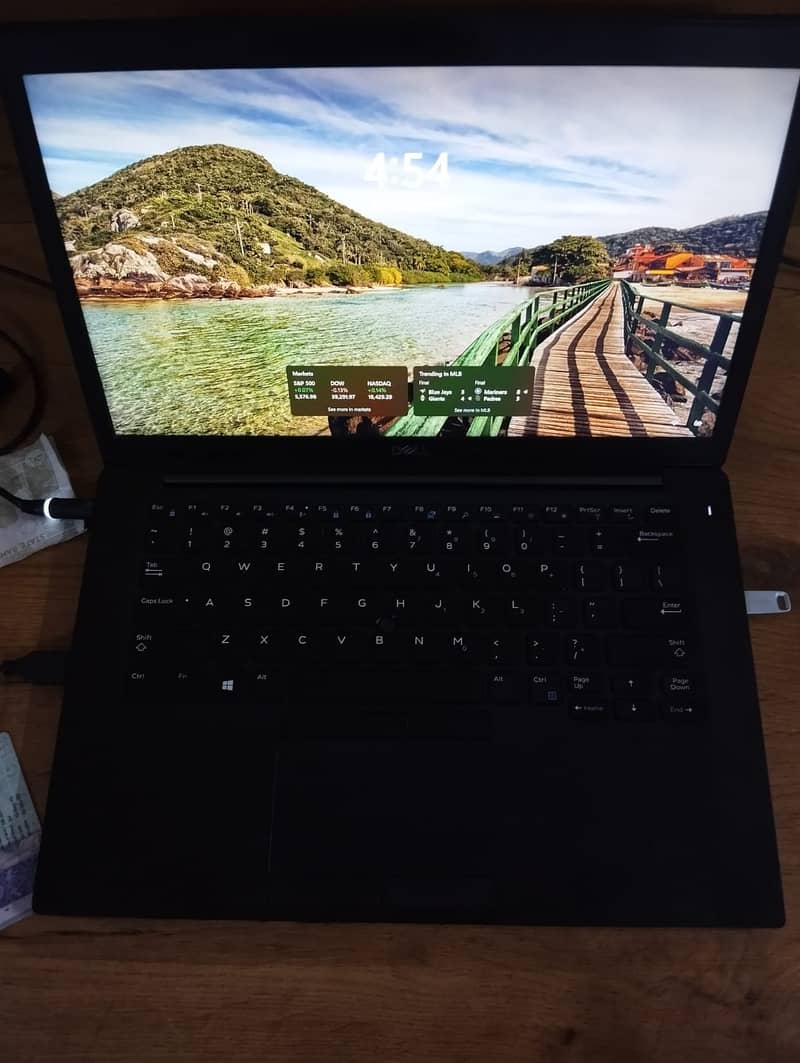 Laptop Dell i5 8th Generation 8/256 Model 7490 (10/10 Condition) 2