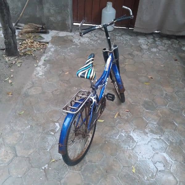 Blue Bicycle for Sale - excellent Condition. 5