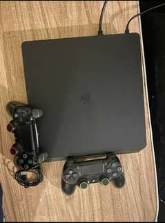 ps4 slim 500gb with two controllers