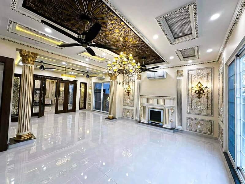 Luxurious Designer 1 Kanal Brand New House For Sale in Bahria Town Lahore 1