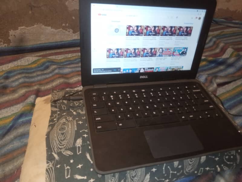 Dell Chrome Book For Sale 0