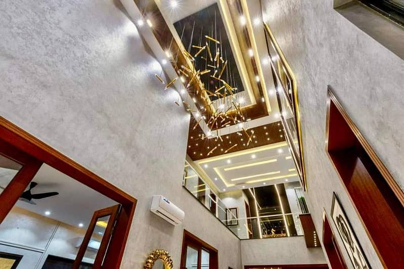 Luxurious Designer 1 Kanal Brand New House For Sale in Bahria Town Lahore 11
