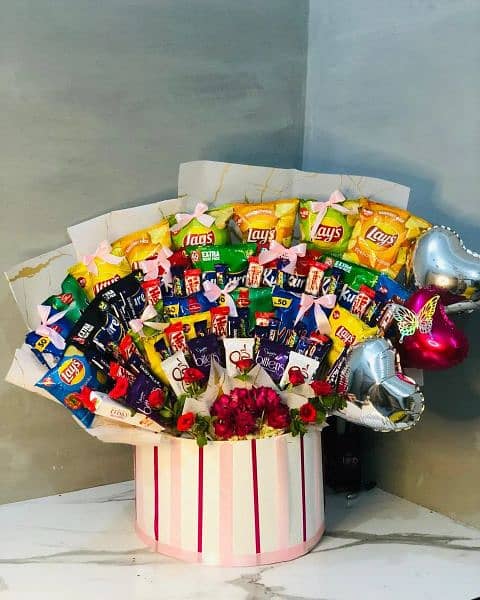 birthday gift, Customised gift, gift basket,gift box,bouquet Available 3