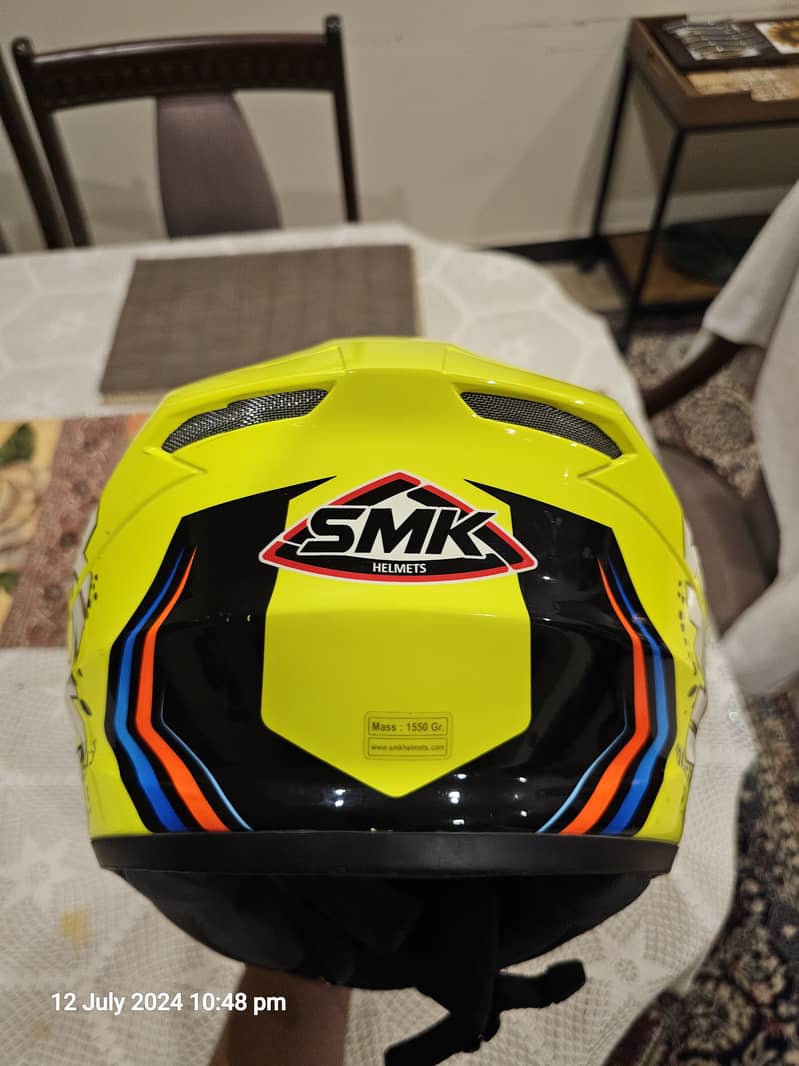 SMK HELMET 1