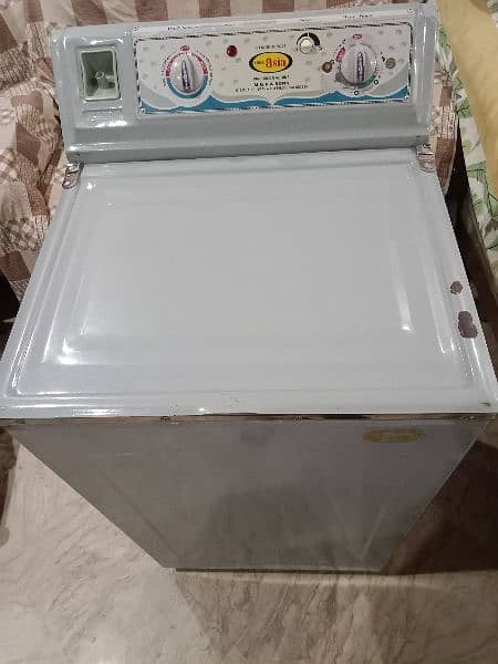 Asia washing machine full size new condition ha 03265899609 2