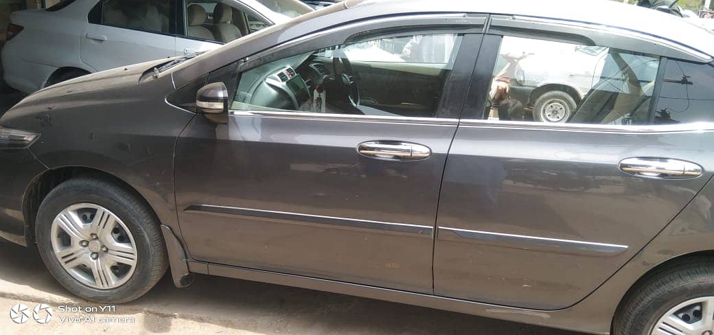  HONDA CITY   Color: Gray Model: 2020 Miles: 85,000 Engi 4