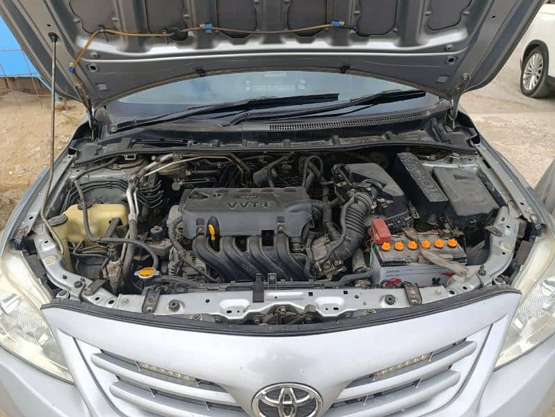 Toyota Corolla GLI 2011 4