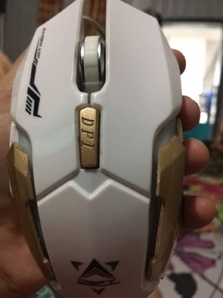 best gaming mouse under low range best quality hain kafi kam use kia h 5