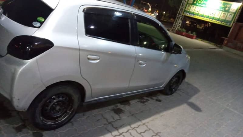 Mitsubishi Mirage 2016 2