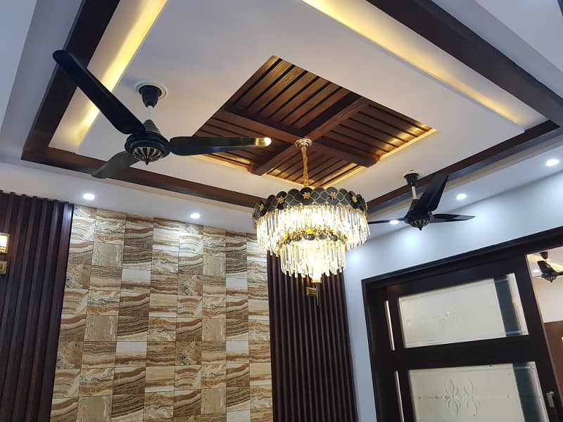Luxurious Designer 1 Kanal Brand New House For Sale in Bahria Town Lahore 35