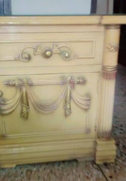 Quality Wooden 3 PCS Furniture Available In Argent Sale 1